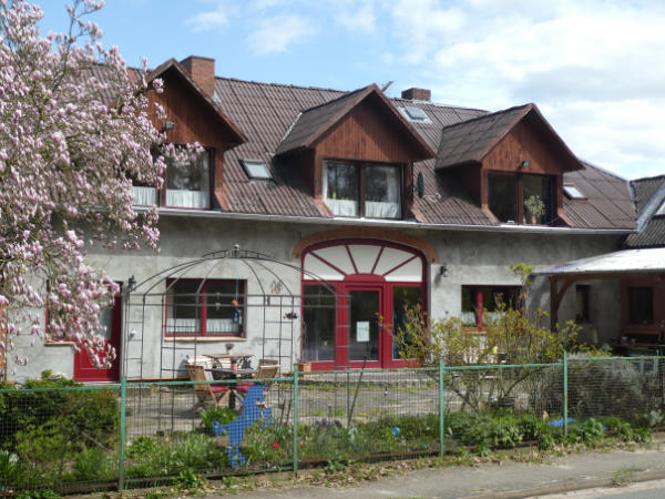 f_fewo_haus_aussen_600